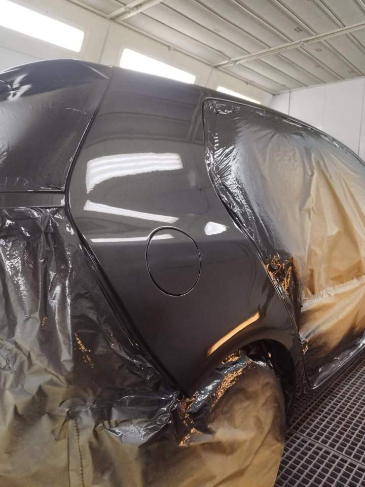 Rénovation de carrosserie de voiture à Cornebarrieu