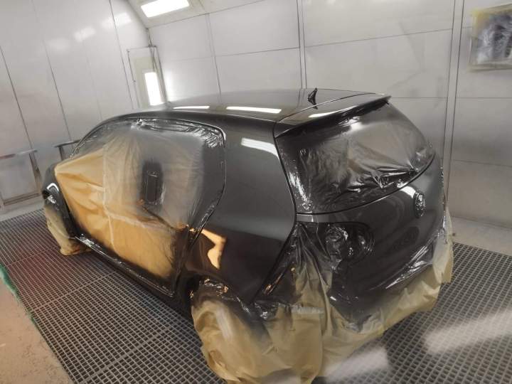 Peinture automobile en cabine à Cornebarrieu